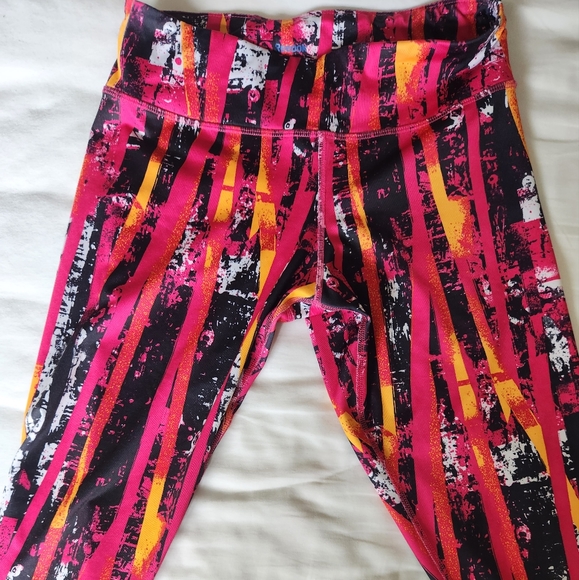 Workout Shirt and Pant Three outfit bundle - Picture 7 of 8